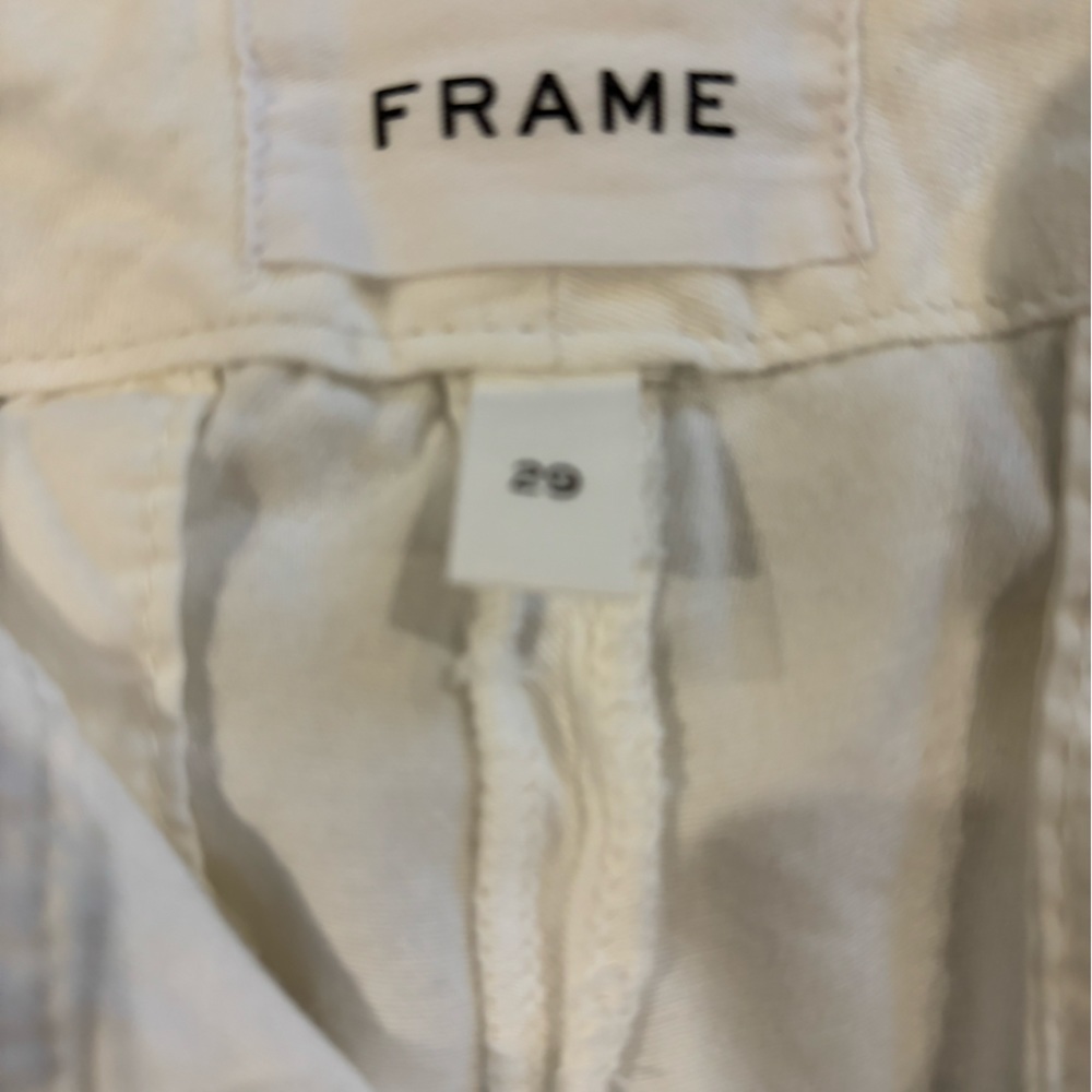 Frame Le Tomboy Shorts - Picture 4 of 6